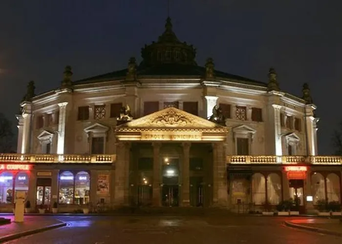Appartement Spacieux Hyper Centre Ville Proximite Immediate Cathedrale, Musee De Picardie, Coliseum